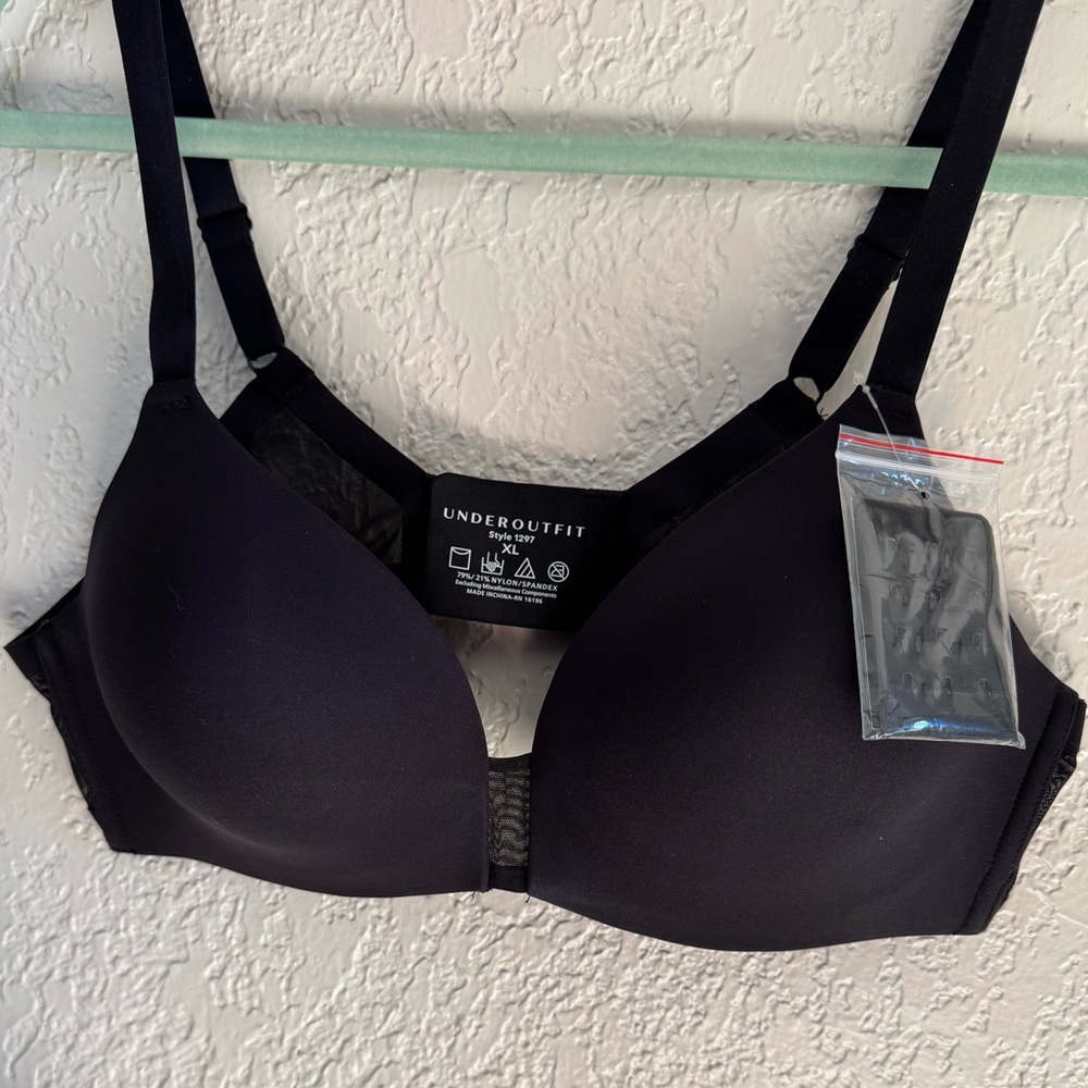 Women's Smooth Molded T-Shirt Bra - Black